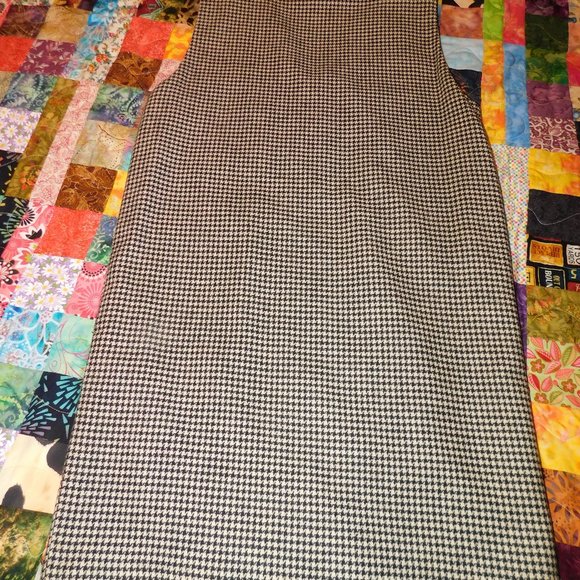 SAG HARBOR PETITE~ WOOL ZIPPER SHIFT DRESS IN HERRINGBONE BLK & WHITE ~SZ 10p - Picture 2 of 6